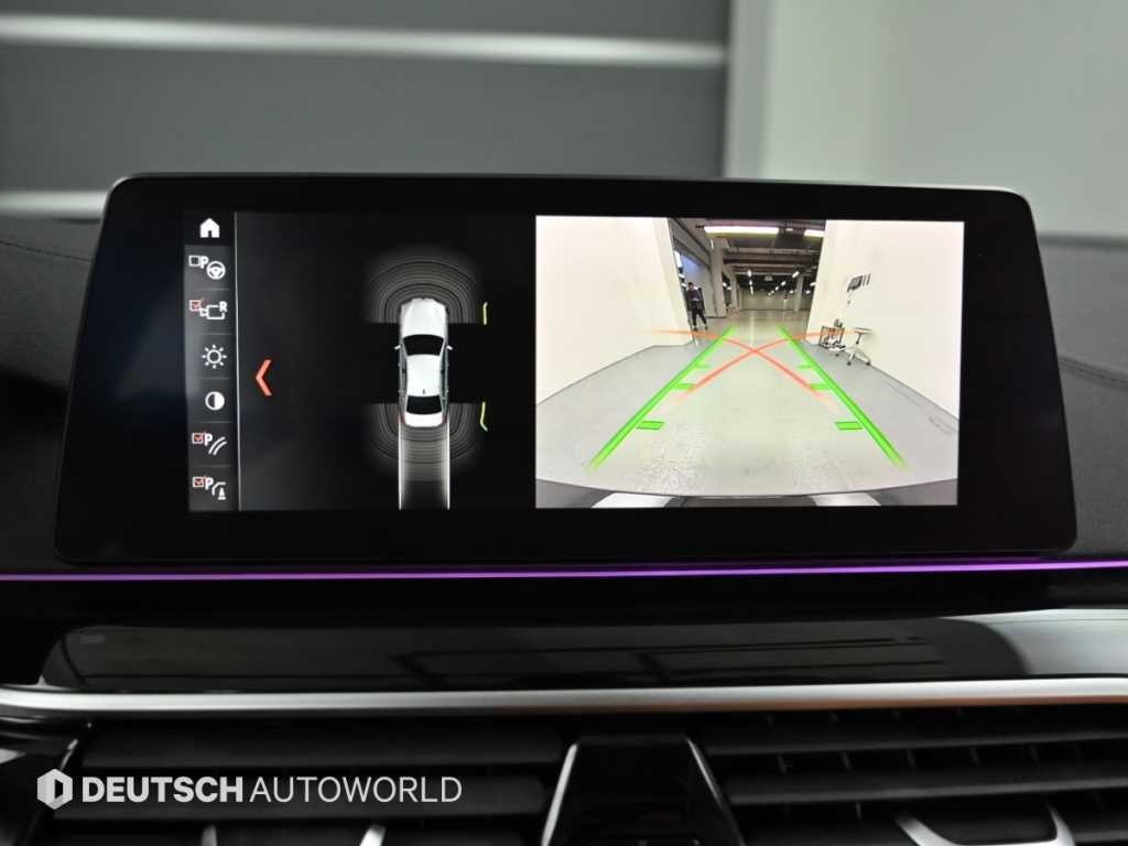 BMW 5시리즈 5시리즈 (G30) 520i 럭셔리 이미지 15