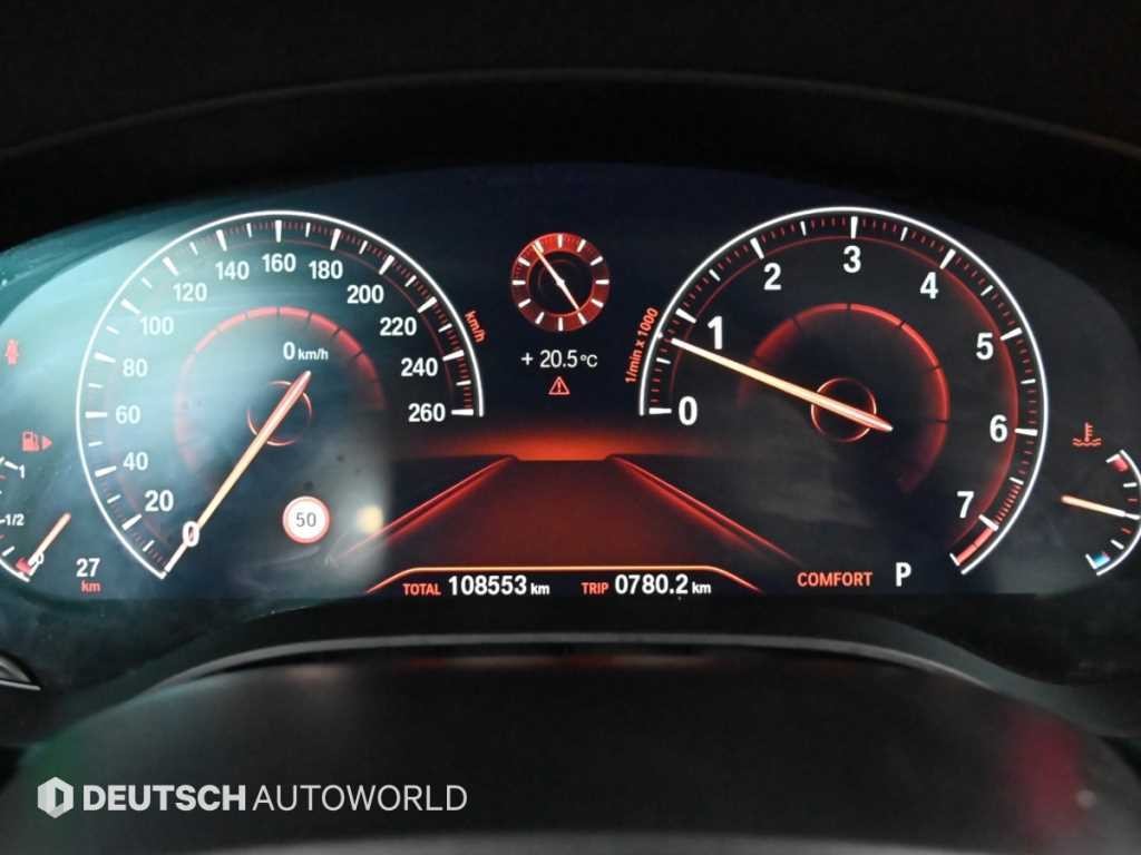 BMW 5시리즈 5시리즈 (G30) 520i 럭셔리 이미지 8