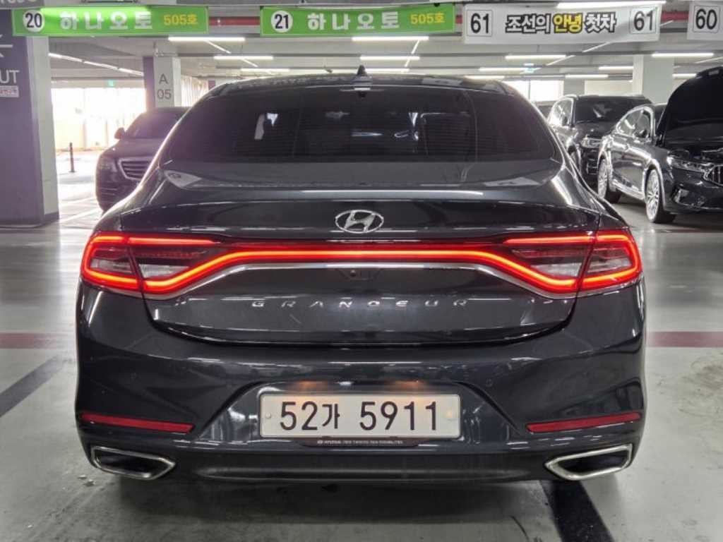 현대 그랜저 그랜저 IG 2.4 GDI 프리미엄 기본형 이미지 5