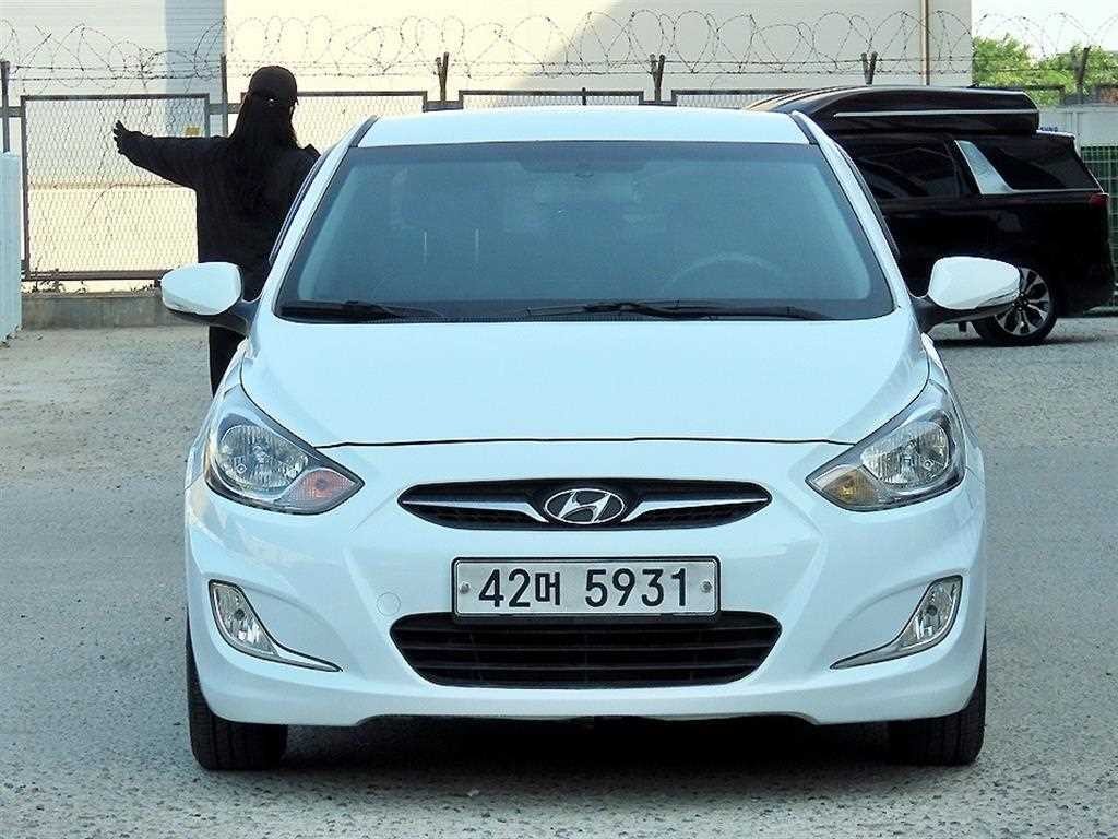 현대 엑센트 엑센트신형 위트 1.4VVT 프리미어 이미지 1
