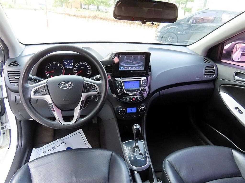 현대 엑센트 엑센트신형 위트 1.4VVT 프리미어 이미지 7