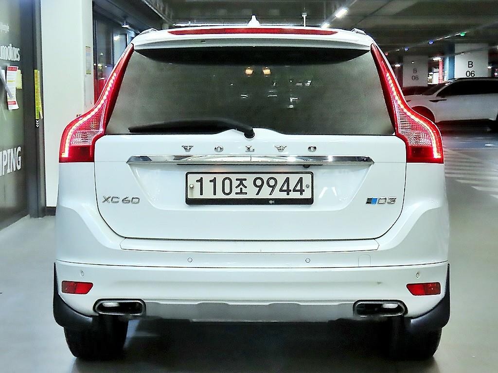 볼보 XC60 D3 이미지 5