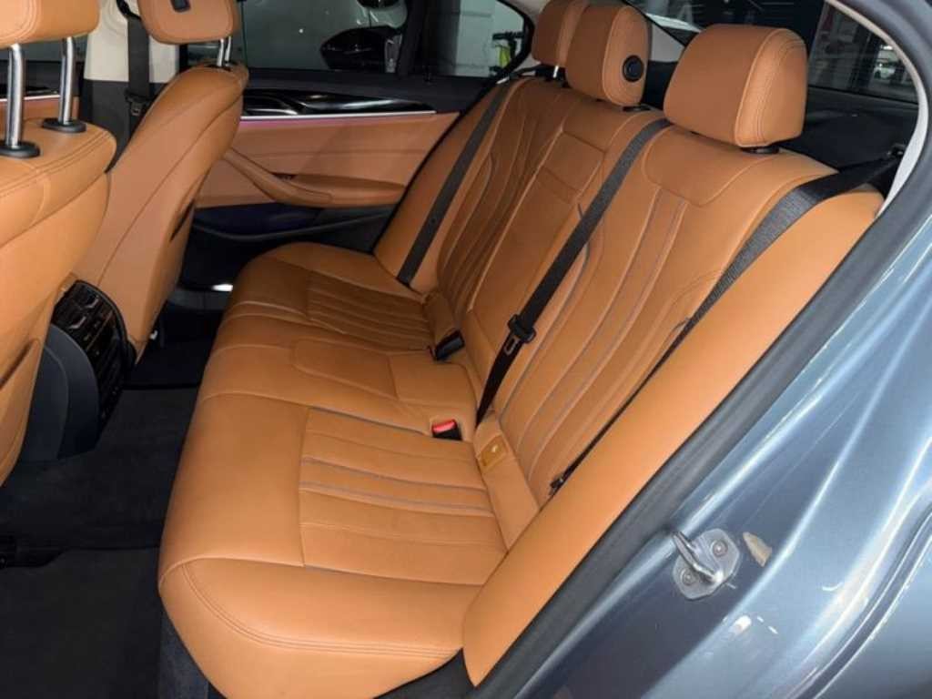 BMW 5시리즈 5시리즈 (G30) 520i 럭셔리 이미지 7