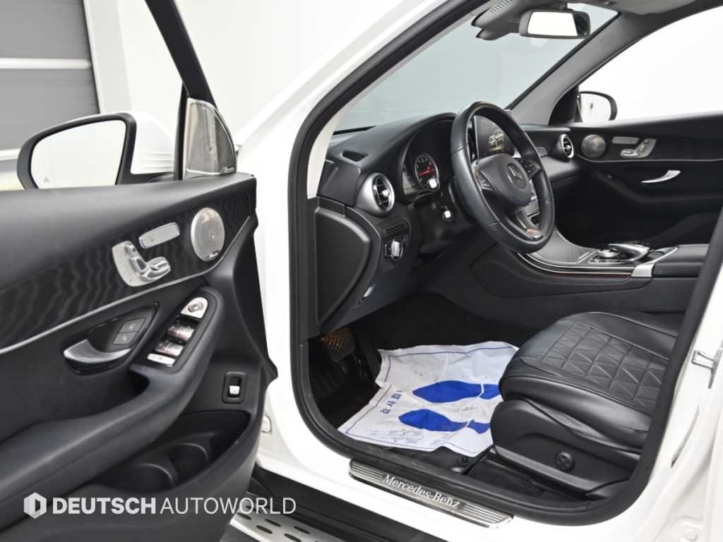 벤츠 GLC 클래스 GLC클래스 X253 GLC 300 4MATIC 이미지 11