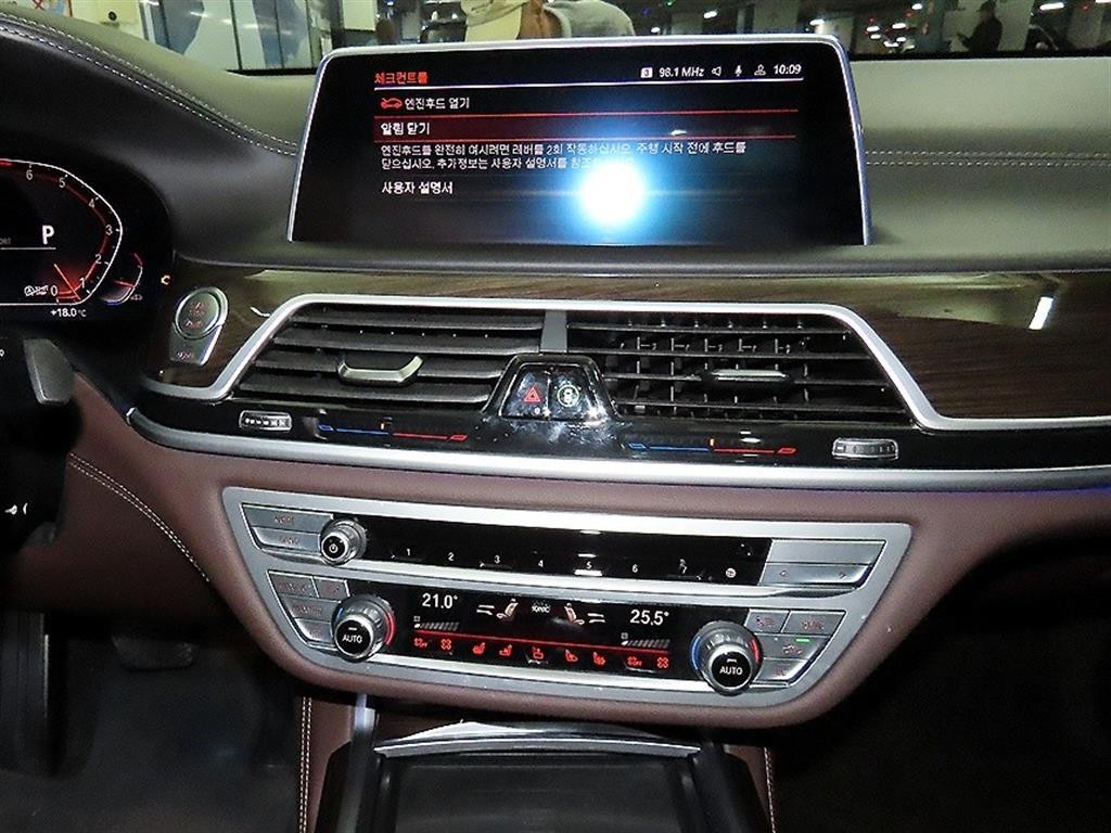 BMW 7시리즈 7시리즈 (G11) 740Li xDrive 디자인 퓨어 엑설런스 이미지 11