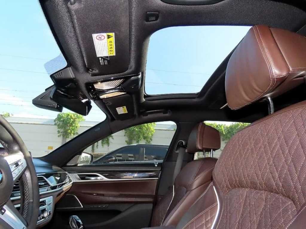 BMW 7시리즈 7시리즈 (G11) 740Li xDrive M SPORT 스포츠 이미지 16