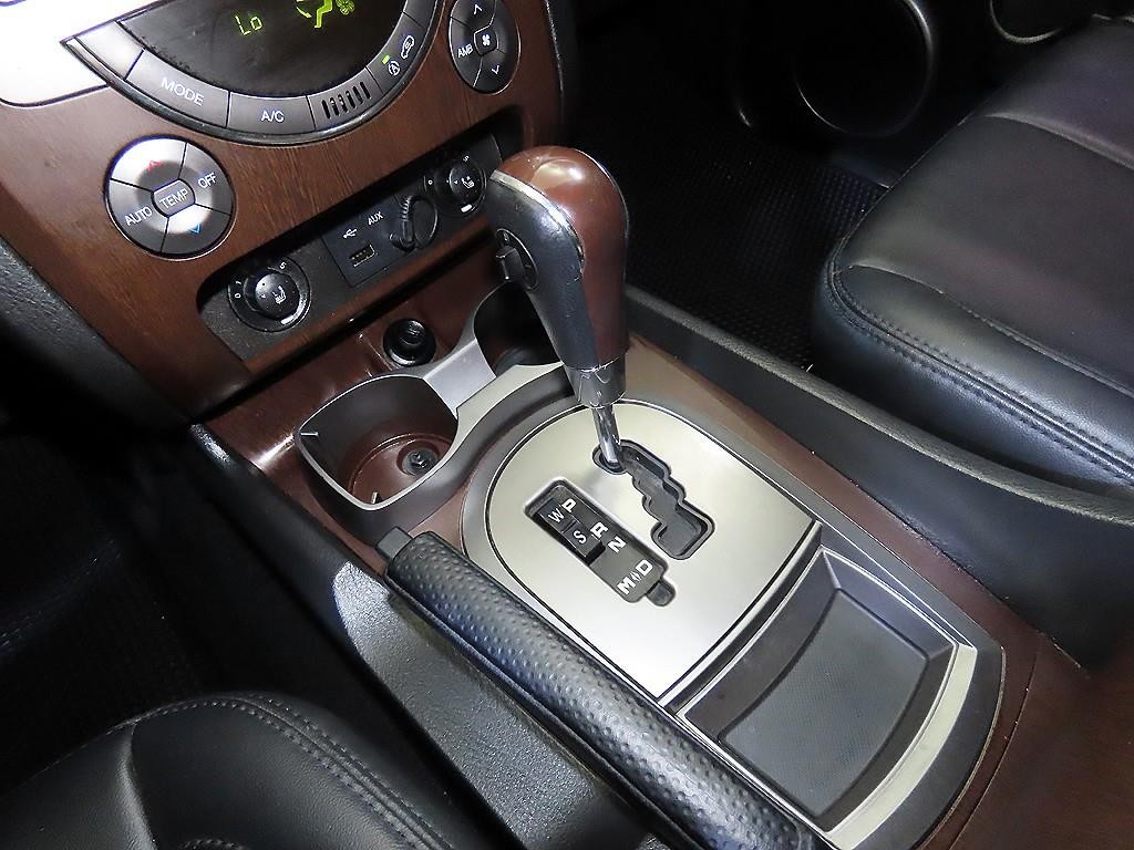 KG모빌리티(쌍용) 렉스턴 렉스턴W 2.0  4WD RX7 럭셔리 이미지 12