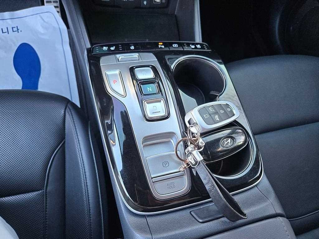 현대 투싼 투싼 하이브리드(NX4) 2WD 인스퍼레이션 이미지 12