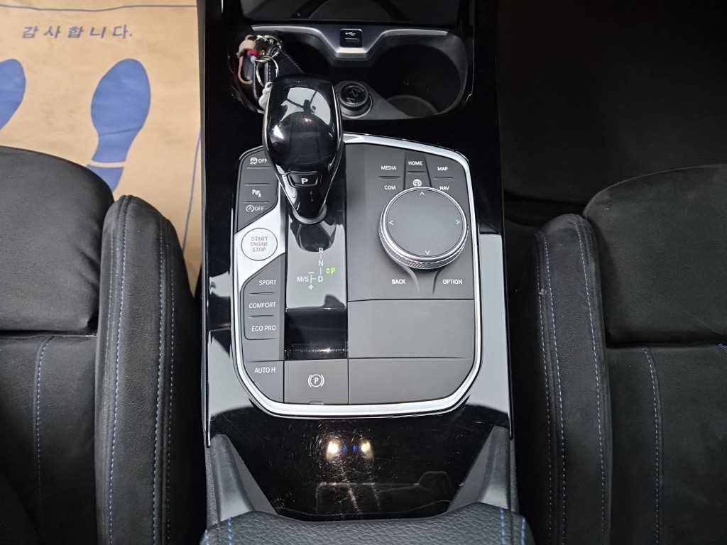 BMW 1시리즈 1시리즈 (F40) 118d M 스포츠 퍼스트 에디션 이미지 10