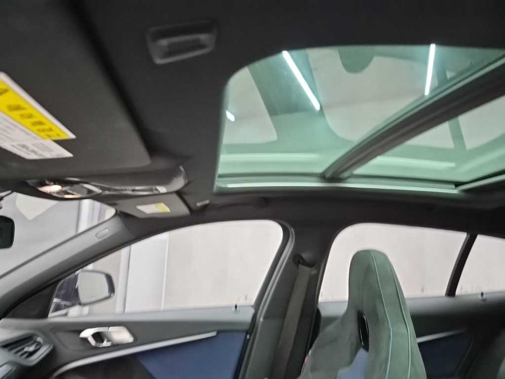 BMW 1시리즈 1시리즈 (F40) 118d M 스포츠 퍼스트 에디션 이미지 15