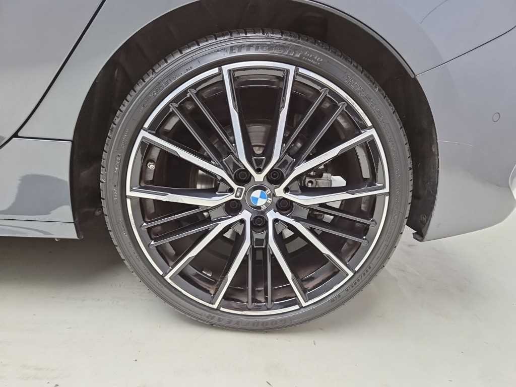 BMW 1시리즈 1시리즈 (F40) 118d M 스포츠 퍼스트 에디션 이미지 18