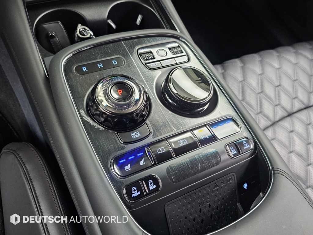제네시스 G90 G90(RS4) 3.5T GDI e-S/C AWD 블랙 이미지 9