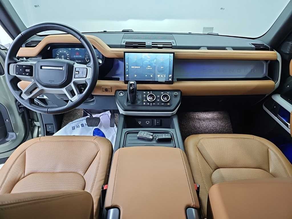 랜드로버 디펜더 디펜더 (L663) 110 D300 HSE 이미지 7