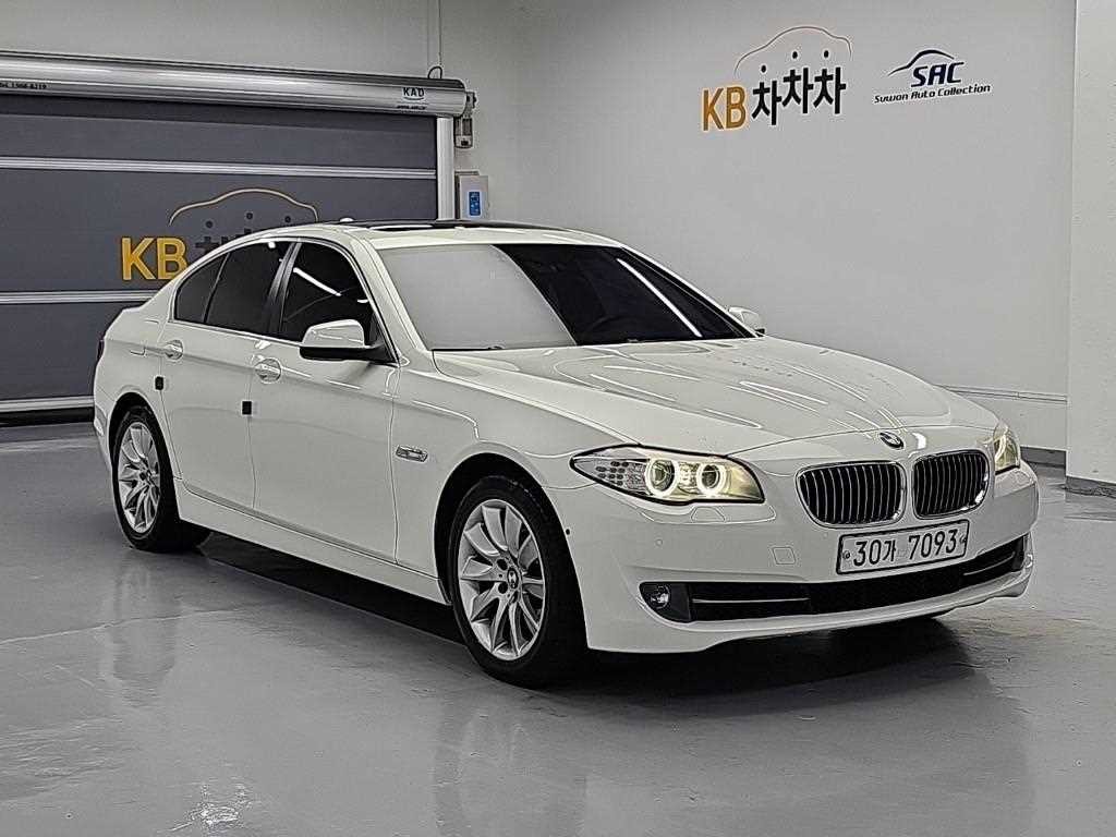 BMW 5시리즈 5시리즈 (F10) 528i 이미지 3