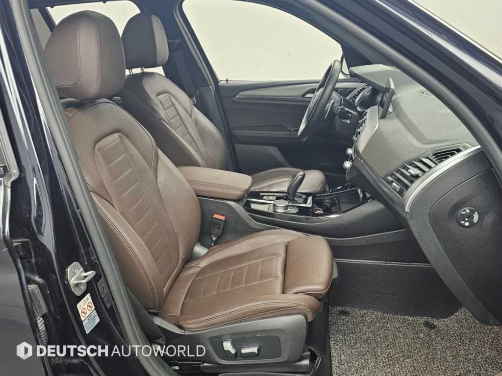 BMW X3 X3 (G01) xDrive 30e M 스포츠 온라인 익스클루시브 에디션 이미지 10