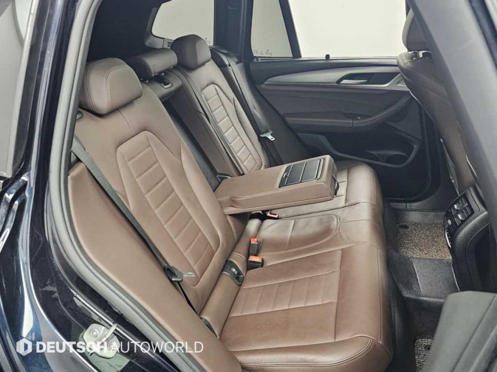 BMW X3 X3 (G01) xDrive 30e M 스포츠 온라인 익스클루시브 에디션 이미지 12