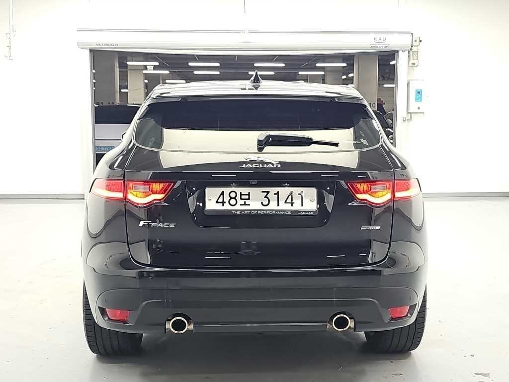 재규어 F-PACE 35t R-Sport 이미지 3