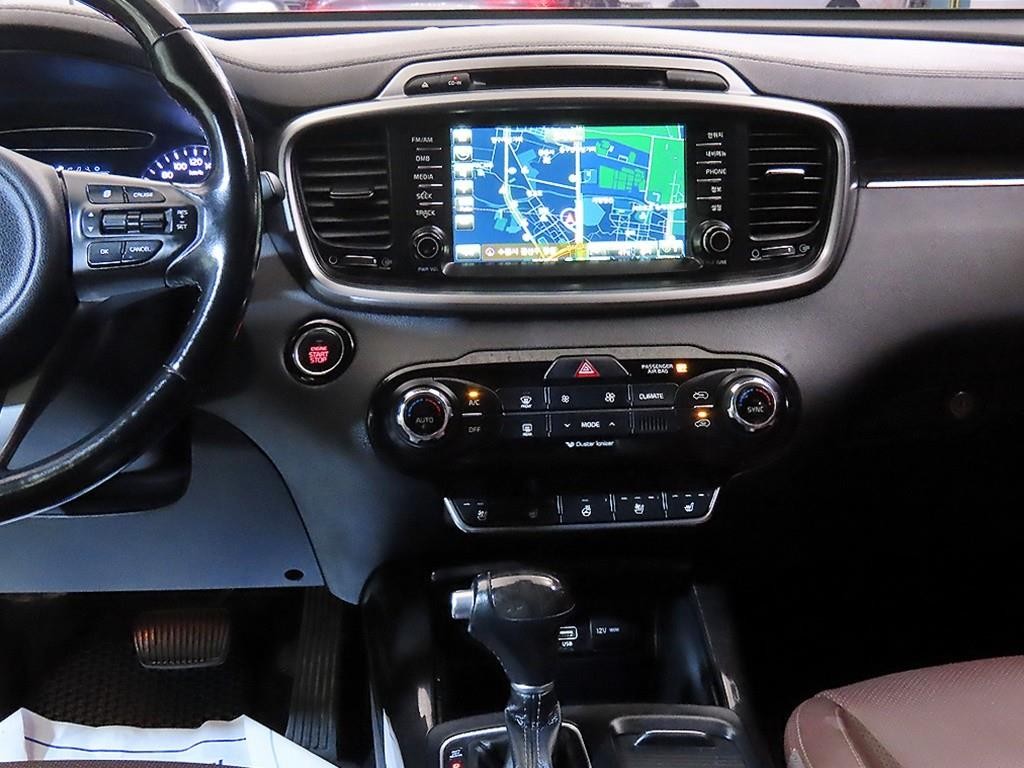 기아 쏘렌토 올 뉴 쏘렌토 디젤 2WD 2.0 노블레스 스페셜 이미지 11