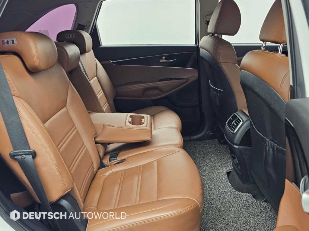 기아 쏘렌토 더 뉴 쏘렌토 디젤 2.0 4WD 노블레스 이미지 12