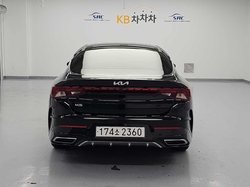 기아 K5 K5 3세대 2.0 트렌디 이미지 3