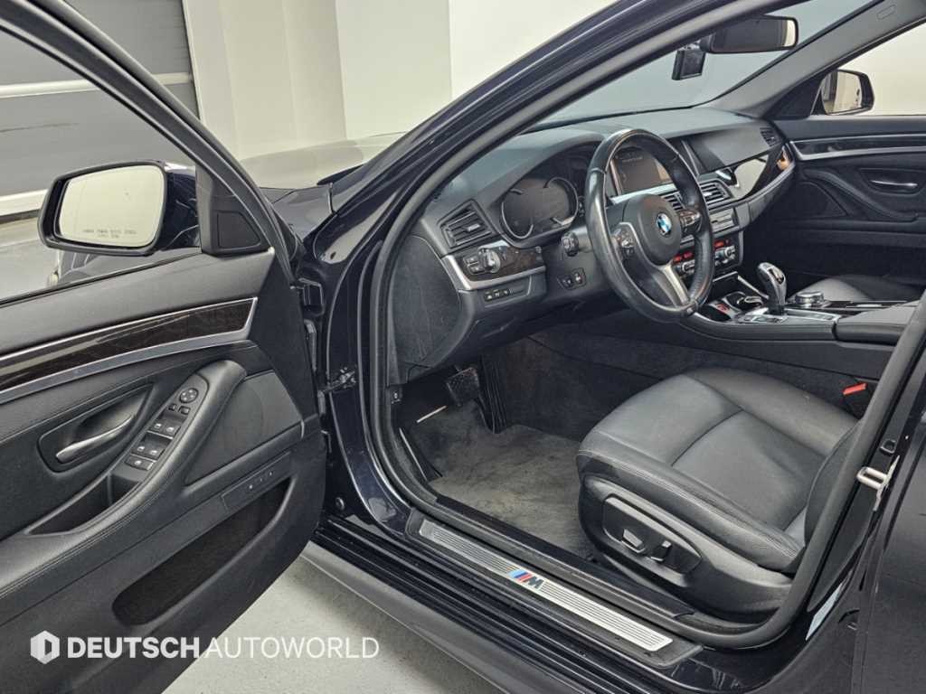 BMW 5시리즈 5시리즈 (F10) 528i M 에어로다이나믹 스페셜 에디션 이미지 10