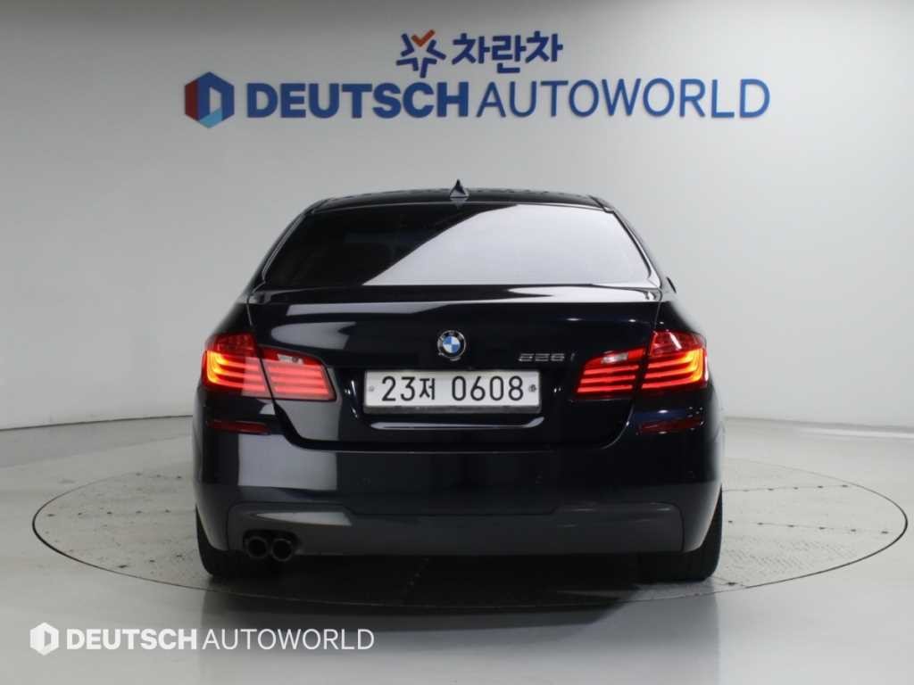 BMW 5시리즈 5시리즈 (F10) 528i M 에어로다이나믹 스페셜 에디션 이미지 4