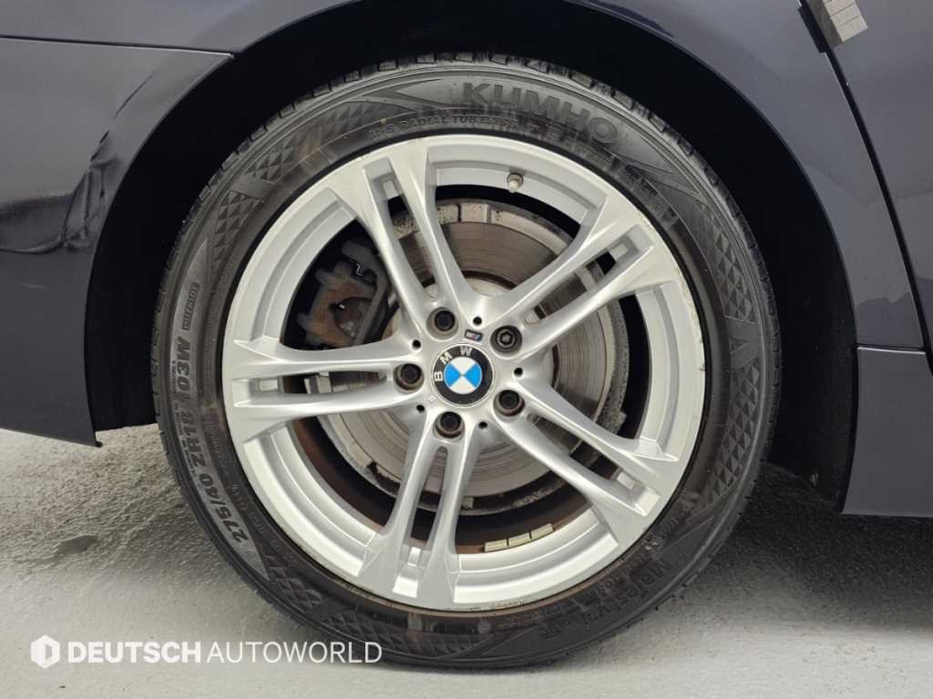 BMW 5시리즈 5시리즈 (F10) 528i M 에어로다이나믹 스페셜 에디션 이미지 6