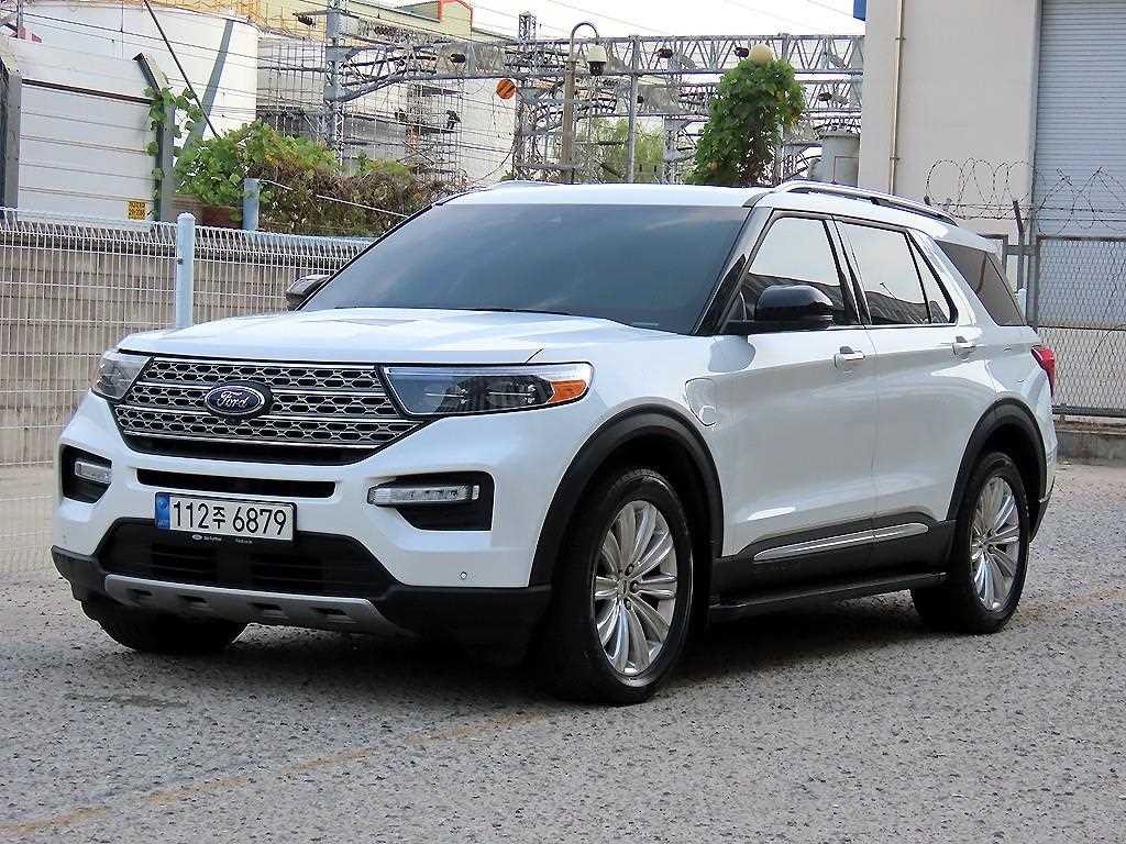 포드 익스플로러 익스플로러 6세대 3.0 AWD PHEV 리미티드 이미지 2
