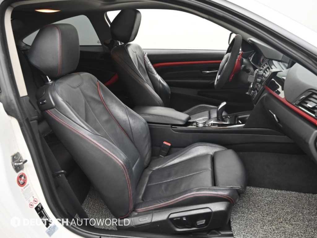 BMW 4시리즈 4시리즈 (F32) 420d xDRIVE 쿠페 스포츠 이미지 10