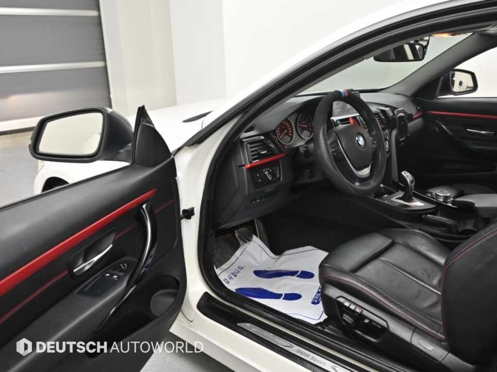 BMW 4시리즈 4시리즈 (F32) 420d xDRIVE 쿠페 스포츠 이미지 11