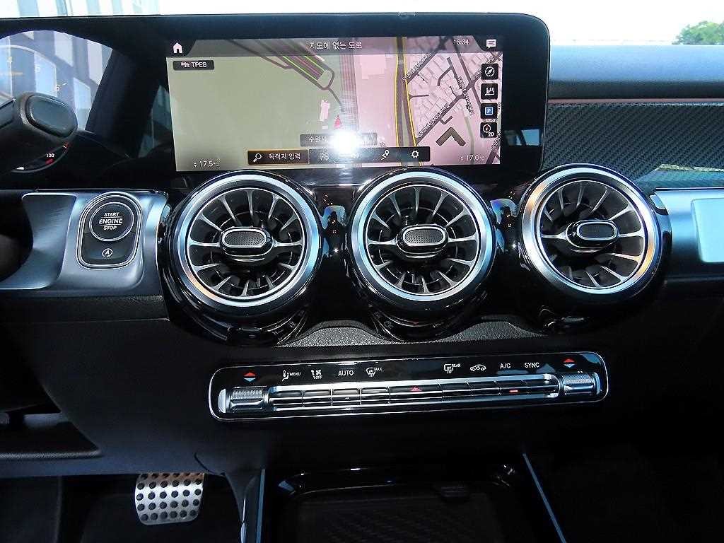 벤츠 GLB 클래스 GLB클래스 X247 GLB 250 4MATIC 이미지 13