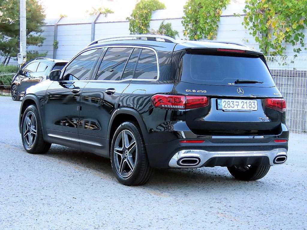 벤츠 GLB 클래스 GLB클래스 X247 GLB 250 4MATIC 이미지 3