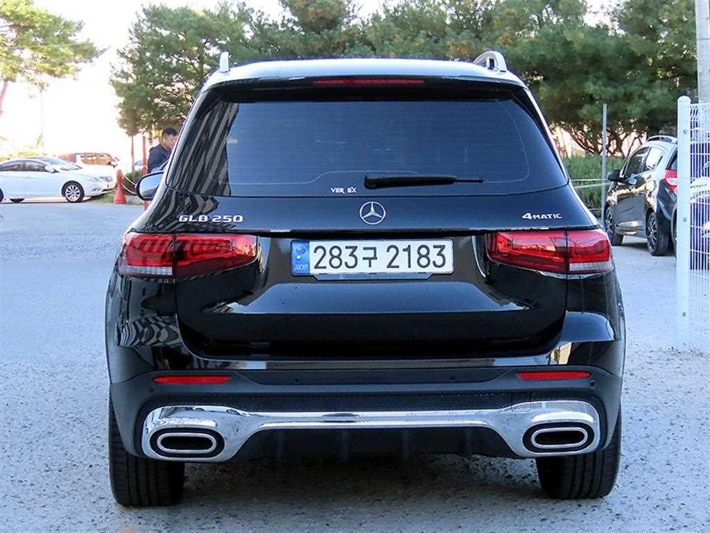 벤츠 GLB 클래스 GLB클래스 X247 GLB 250 4MATIC 이미지 4