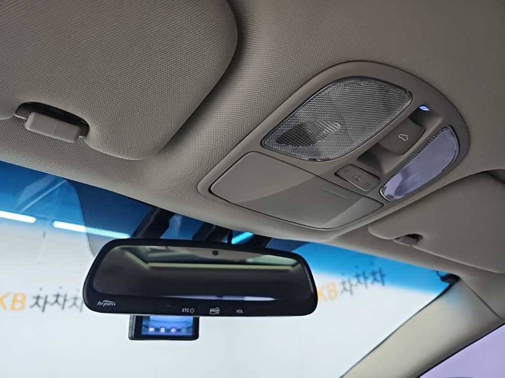 현대 i40 1.7 VGT PREMIUM 이미지 18