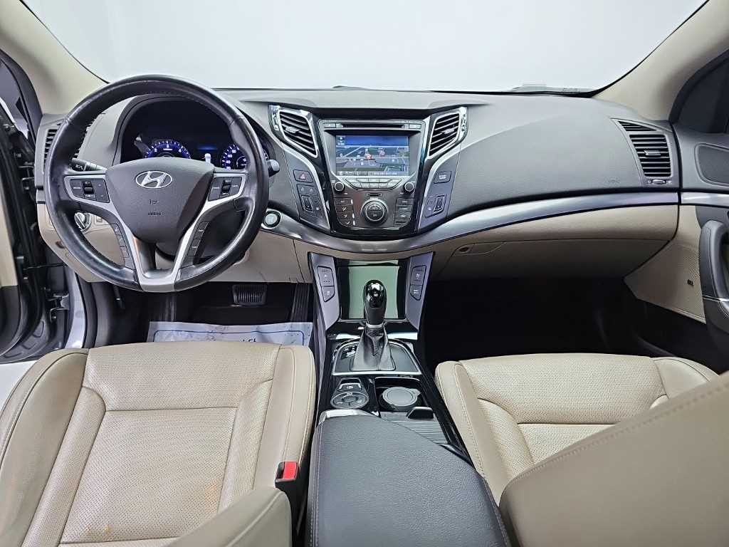 현대 i40 1.7 VGT PREMIUM 이미지 7