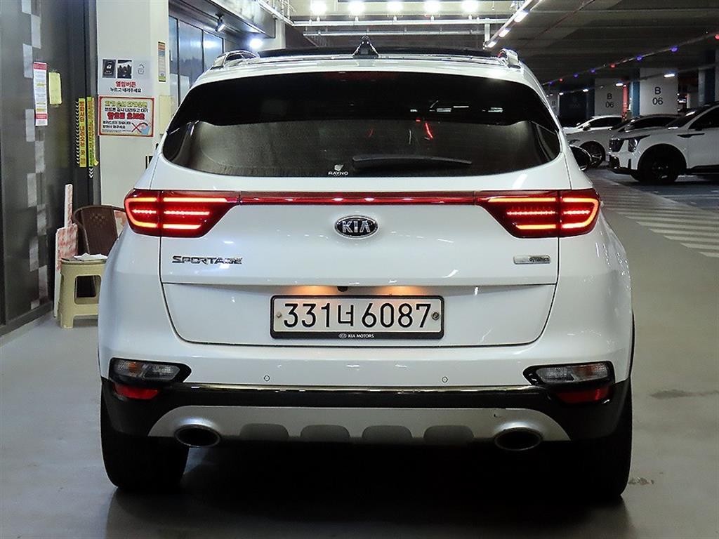 기아 스포티지 스포티지 더 볼드 2.0 디젤 2WD 인텔리전트 이미지 5