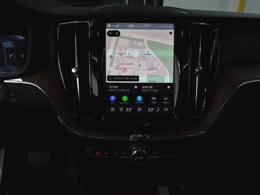 볼보 XC60 XC60(2세대) B5 AWD 얼티메이트 브라이트 이미지 12