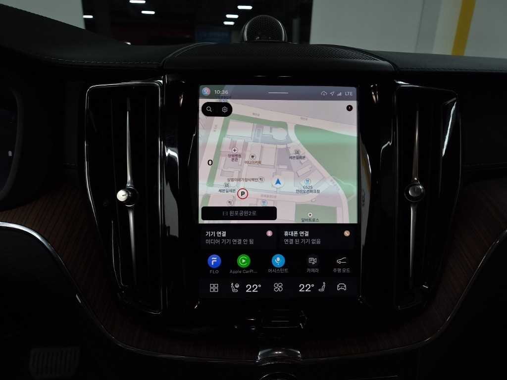 볼보 XC60 XC60(2세대) B5 AWD 얼티메이트 브라이트 이미지 13