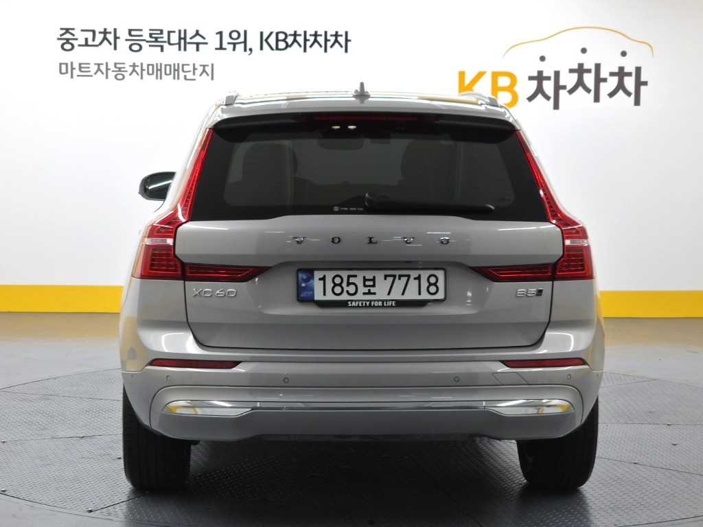 볼보 XC60 XC60(2세대) B5 AWD 얼티메이트 브라이트 이미지 3