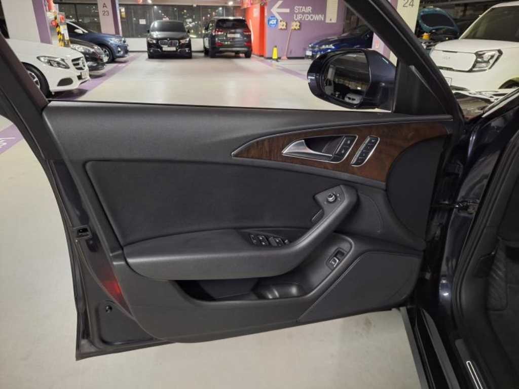 아우디 A6 뉴A6 35 TDI 콰트로 프리미엄 이미지 12