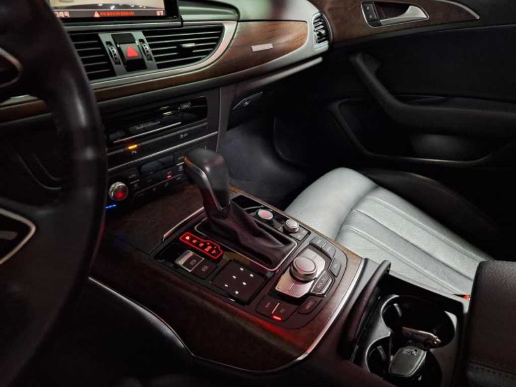 아우디 A6 뉴A6 35 TDI 콰트로 프리미엄 이미지 14