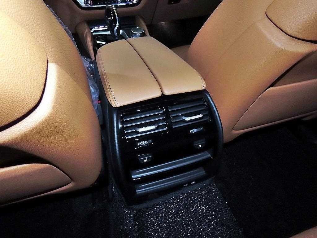 BMW 5시리즈 5시리즈 (G30) 520i M 스포츠 이미지 15