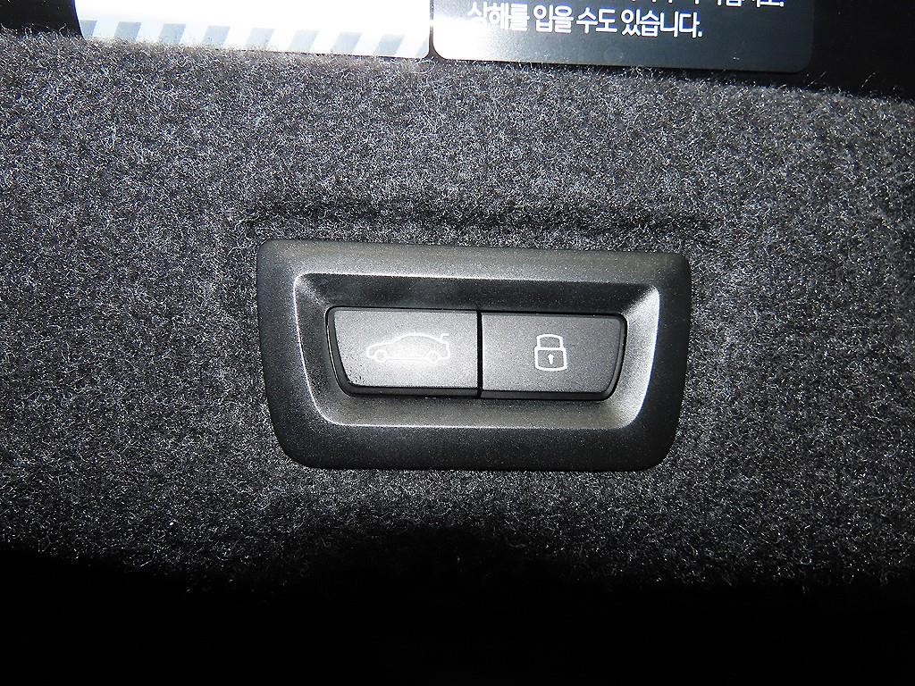 BMW 5시리즈 5시리즈 (G60) 520i 스페셜 에디션 이미지 15