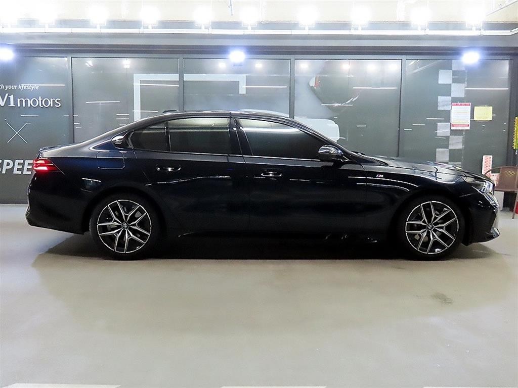 BMW 5시리즈 5시리즈 (G60) 520i 스페셜 에디션 이미지 3