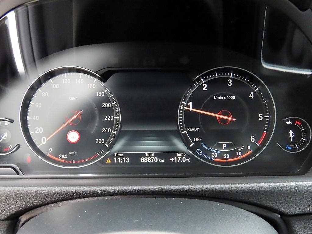 BMW 3시리즈 3시리즈 (F30) 320d M 스포츠 쉐도우 이미지 9