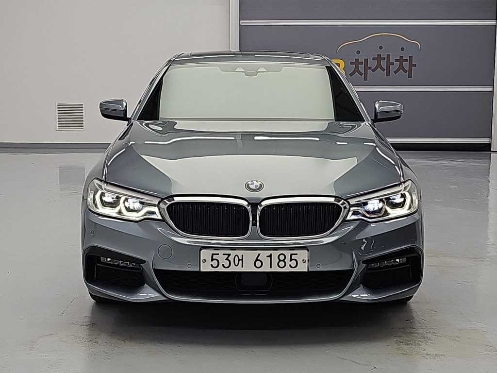 BMW 5시리즈 5시리즈 (G30) 530i M 스포츠 플러스 이미지 2