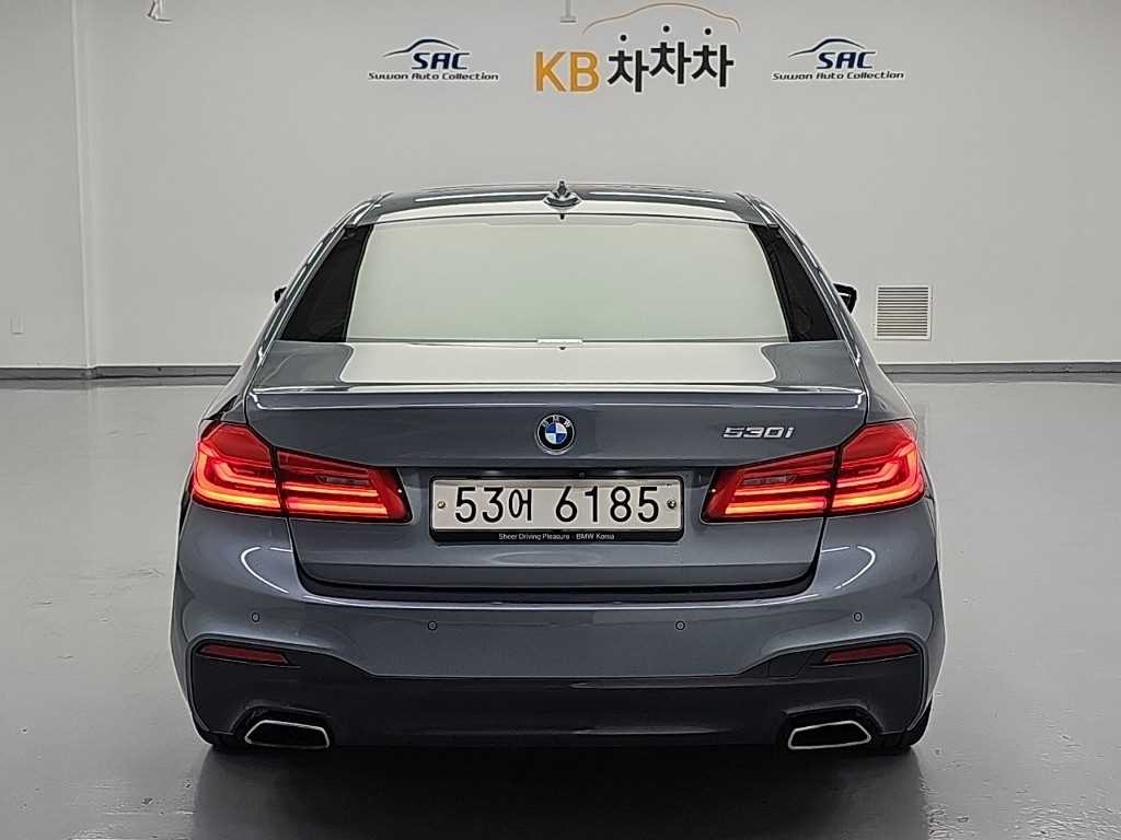 BMW 5시리즈 5시리즈 (G30) 530i M 스포츠 플러스 이미지 3