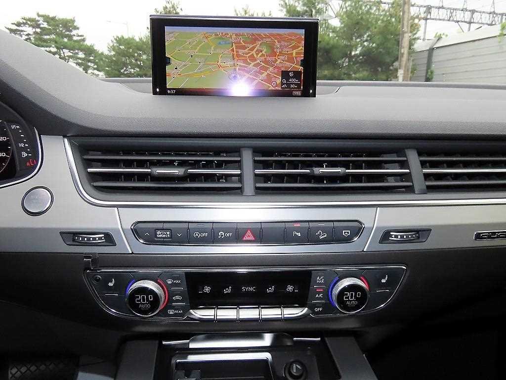 아우디 Q7 Q7 (4M) 45 TFSI 콰트로 이미지 13