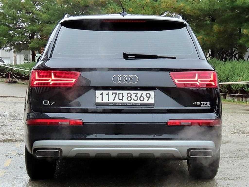 아우디 Q7 Q7 (4M) 45 TFSI 콰트로 이미지 4