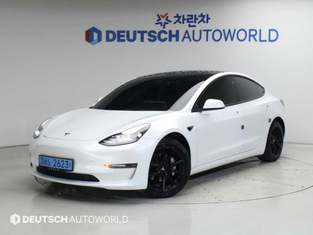 테슬라 모델 3 롱 레인지 이미지 1